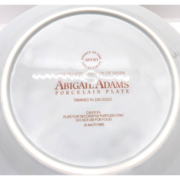Collector Plate Abigail Adams 9" Porcelain Plate 22K Gold Trim W/Stand NOS - Picture 3 of 3